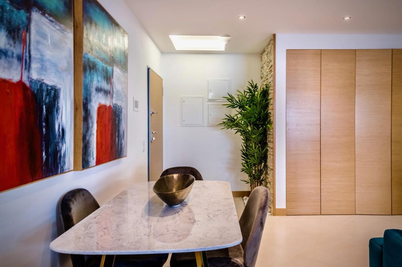 Coolhouses Lagos, 2 Bed Stylish City Flat, Rooftop Shared Pool, Clayheart Eksteriør bilde