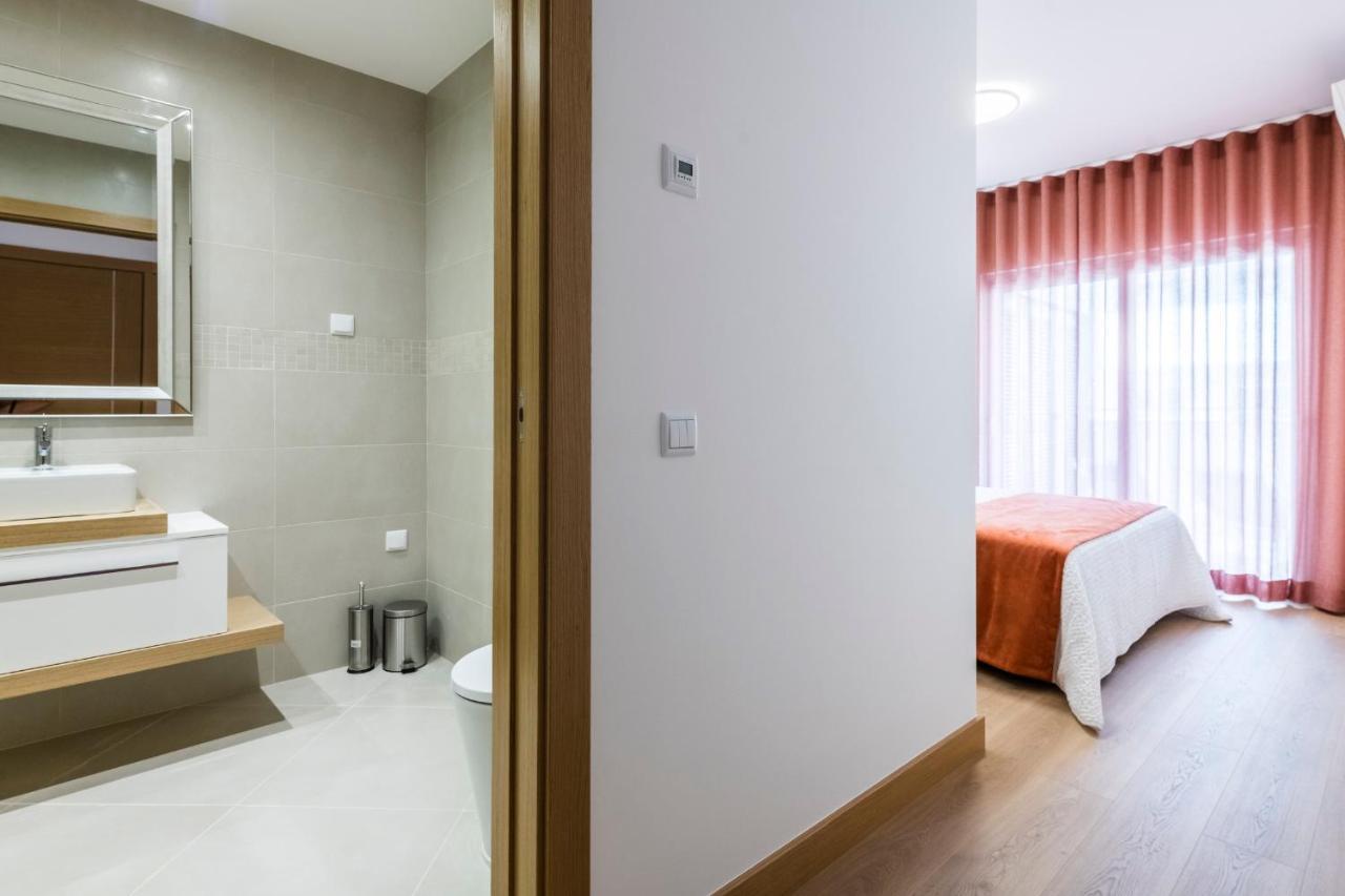 Coolhouses Lagos, 2 Bed Stylish City Flat, Rooftop Shared Pool, Clayheart Eksteriør bilde